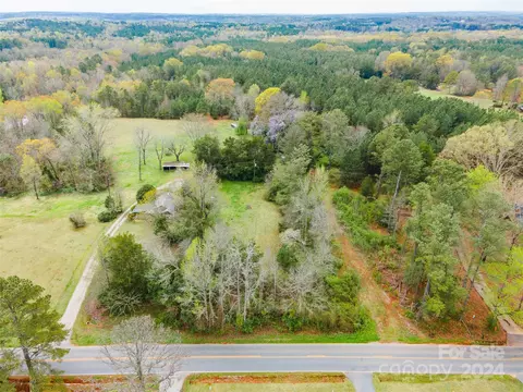 1870 Douglas Rd, Lancaster, SC 29720 photo 2