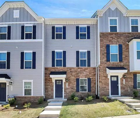 3304 Timber Mill Dr, Matthews, NC 28104