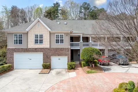 8941 Rosalyn Glen Rd, Cornelius, NC 28031