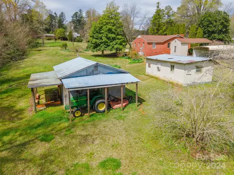 Exterior - 1898 Douglas Rd, Lancaster, SC 29720 photo 4 of 6