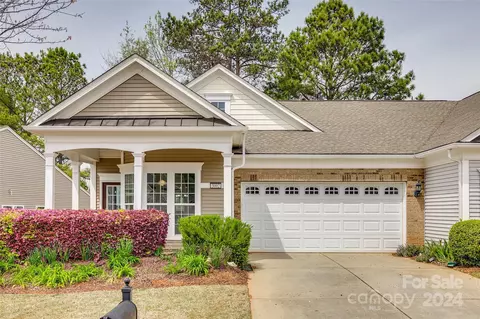 3002 Sweetleaf Dr, Fort Mill, SC 29707