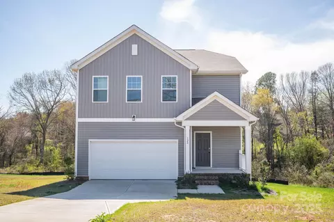 120 Lippard Springs Cir, Statesville, NC 28677
