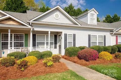 710 Dalebrook Ln, Rock Hill, SC 29730