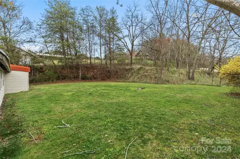 Exterior - 791 Abel Rd, Canton, NC 28716 photo 7 of 10
