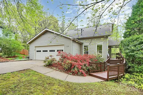 7100 Frances Irene Dr, Charlotte, NC 28215