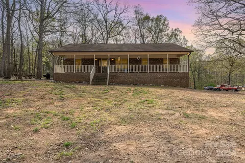 11759 Dorrie Dr, Stanfield, NC 28163
