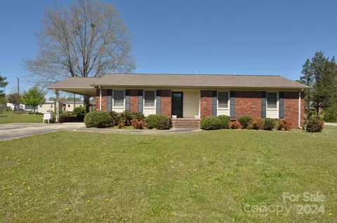107 Colonial 38 Dr #38, Chester, SC 29706
