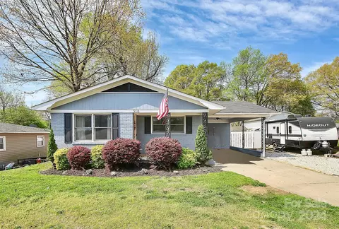 918 Oakshade Ave, Kannapolis, NC 28083