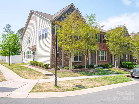 5044 Mockernut Ln, Indian Land, SC 29707