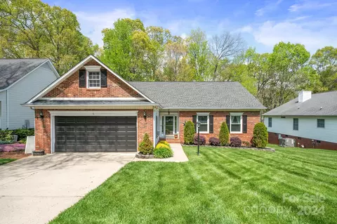 2190 Crosstrail Rdg, Rock Hill, SC 29732