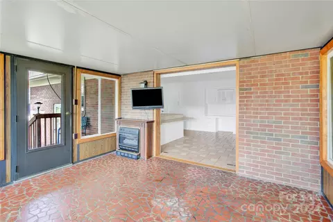 Exterior - 220 E Memorial Hwy, Harmony, NC 28634 photo 7 of 17