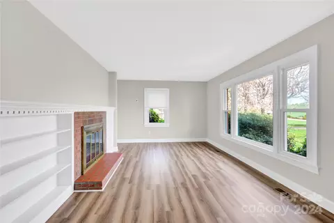 Living - 220 E Memorial Hwy, Harmony, NC 28634 photo 2 of 2