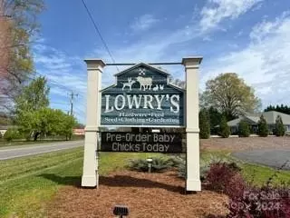 View/Area - 220 E Memorial Hwy, Harmony, NC 28634 photo 1 of 1