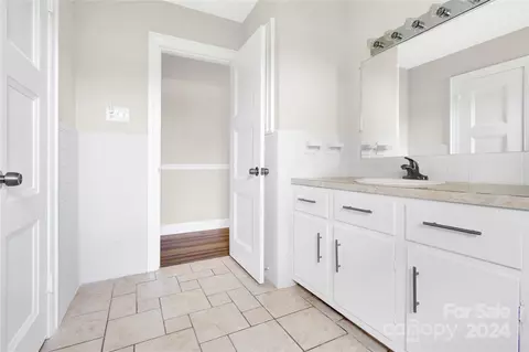 Bath - 220 E Memorial Hwy, Harmony, NC 28634 photo 1 of 4