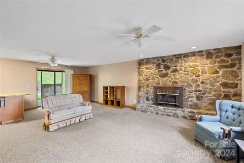Living - 100 Jasper Lea Dr, Sylva, NC 28779 photo 6 of 6