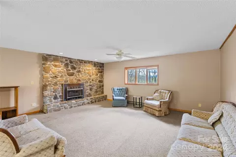 Living - 100 Jasper Lea Dr, Sylva, NC 28779 photo 5 of 6
