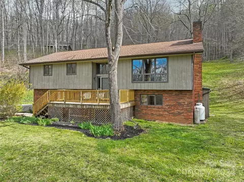 Exterior - 100 Jasper Lea Dr, Sylva, NC 28779 photo 13 of 14