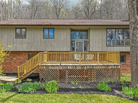 Exterior - 100 Jasper Lea Dr, Sylva, NC 28779 photo 3 of 14