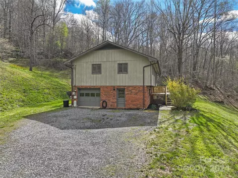 Exterior - 100 Jasper Lea Dr, Sylva, NC 28779 photo 11 of 14
