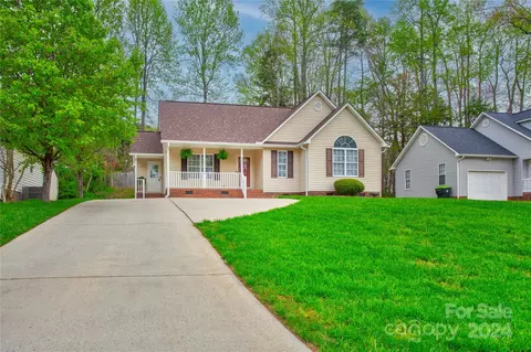 403 Chinaberry Dr, China Grove, NC 28023
