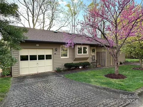 3 Hedgerose A Ct #A, Asheville, NC 28805