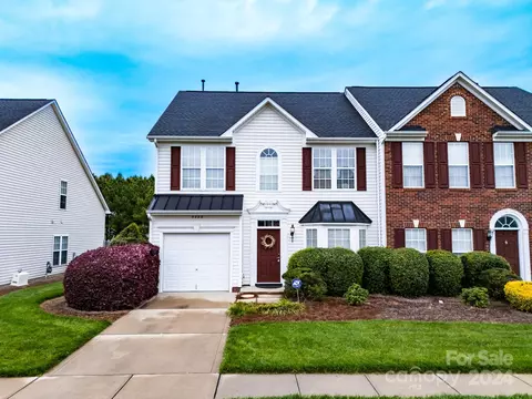 4008 Holly Villa Cir, Indian Trail, NC 28079