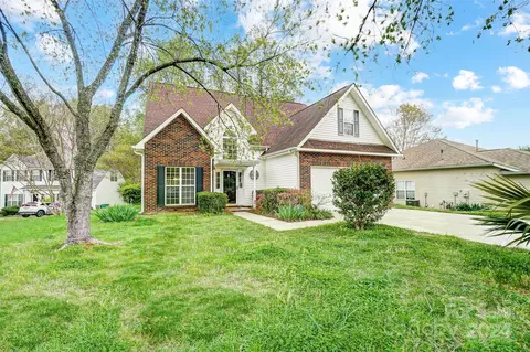 3614 Daisyfield Dr, Charlotte, NC 28269