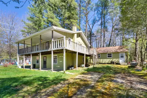 95 Youngblood Ln, Sapphire, NC 28774