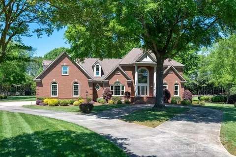 401 Valley Run 60 Dr #60, Waxhaw, NC 28173
