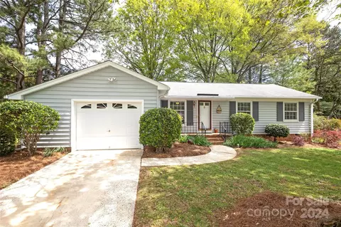 6239 Wheeler Dr, Charlotte, NC 28211