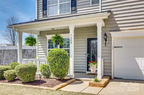 7200 Mark Pl, Matthews, NC 28105