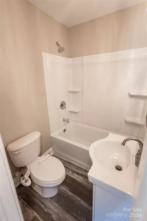 719 E Liberty St, Salisbury, NC 28144 photo 10