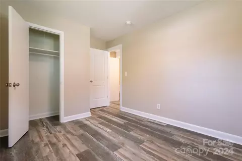 719 E Liberty St, Salisbury, NC 28144 photo 12