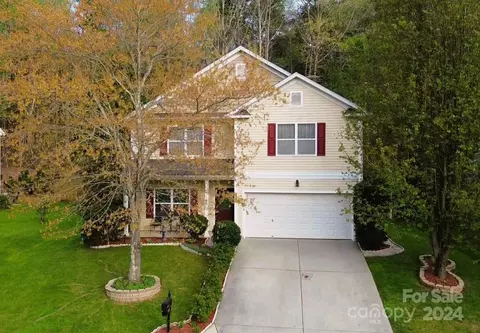 111 Thorsen Dr, Mooresville, NC 28117