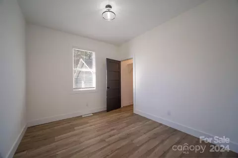 Bedroom - 333 Cashiers Valley Rd, Brevard, NC 28712 photo 3 of 3