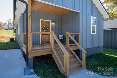 Exterior - 333 Cashiers Valley Rd, Brevard, NC 28712 photo 2 of 7