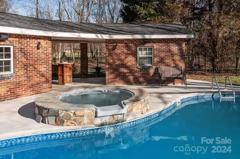 Exterior - 145 Red Fox Run, Salisbury, NC 28147 photo 9 of 13