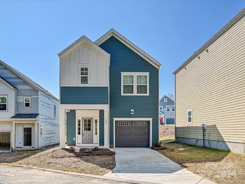 508 Kingsway Cir, Charlotte, NC 28214