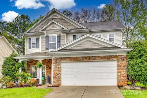221 Lylic Woods Dr, Fort Mill, SC 29715