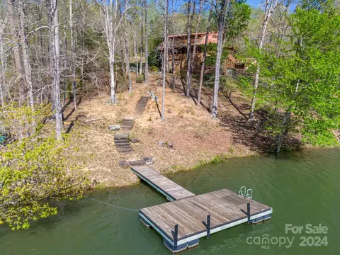 View/Area - 778 Parkway North Rd, Mill Spring, NC 28756 photo 2 of 7
