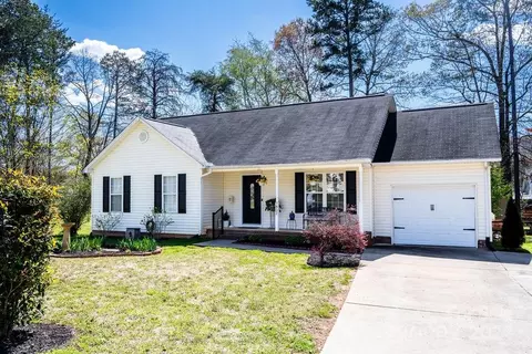 7802 Red Robin Trl, Denver, NC 28037