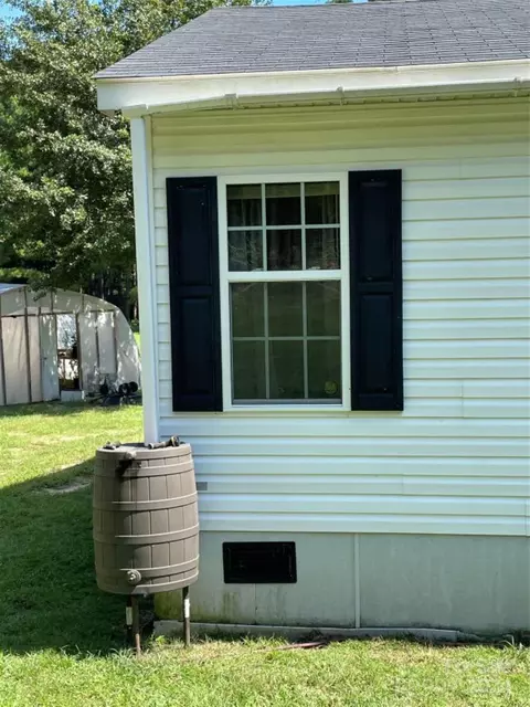 Exterior - 694 Henry Curry, Patrick, SC 29584 photo 19 of 20