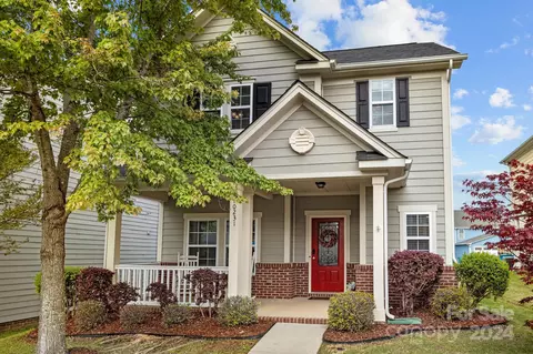10231 Enniscrone Rd, Pineville, NC 28134