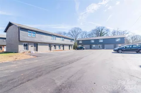 929 Cantwell St, Charlotte, NC 28208
