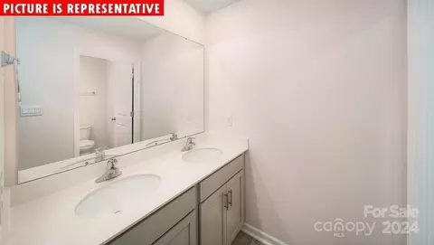 Bath - 10930 Claystone Dr, Davidson, NC 28036 photo 4 of 4
