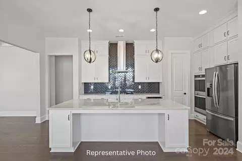 Kitchen - 4167 Millstream Rd, Denver, NC 28037 photo 5 of 12