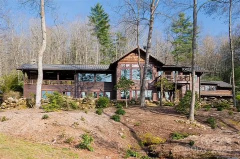 429 Marshall Lake Rd, Cedar Mountain, NC 28718
