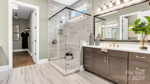 Bath - 6071 Waldorf Ave, Monroe, NC 28110 photo 4 of 6