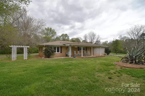 14251 Liberty Hill Church Rd, Oakboro, NC 28129