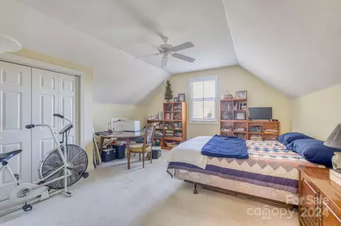 71 Bungalow Ln, Flat Rock, NC 28731 photo 19